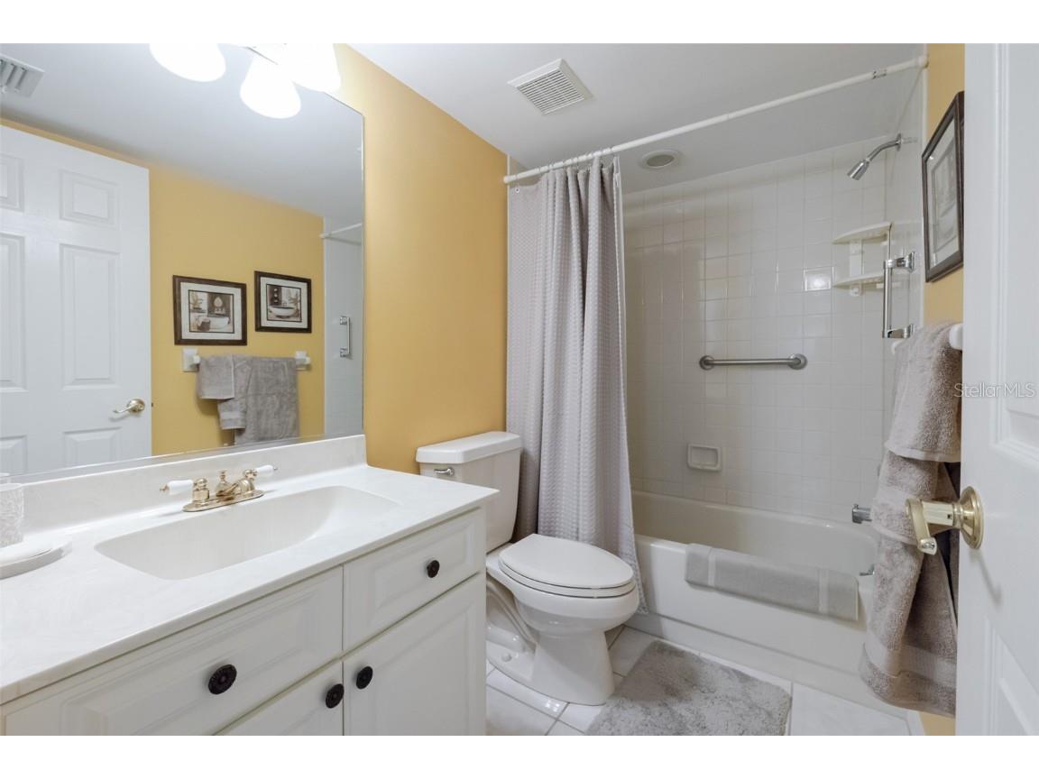 5609 Sheffield Green Circle #5609 Sarasota FL 34233 A4646270 image10