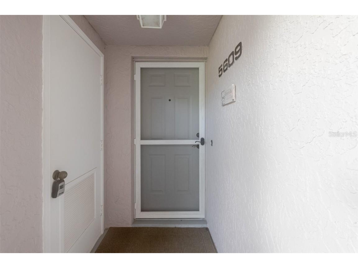 5609 Sheffield Green Circle #5609 Sarasota FL 34233 A4646270 image4