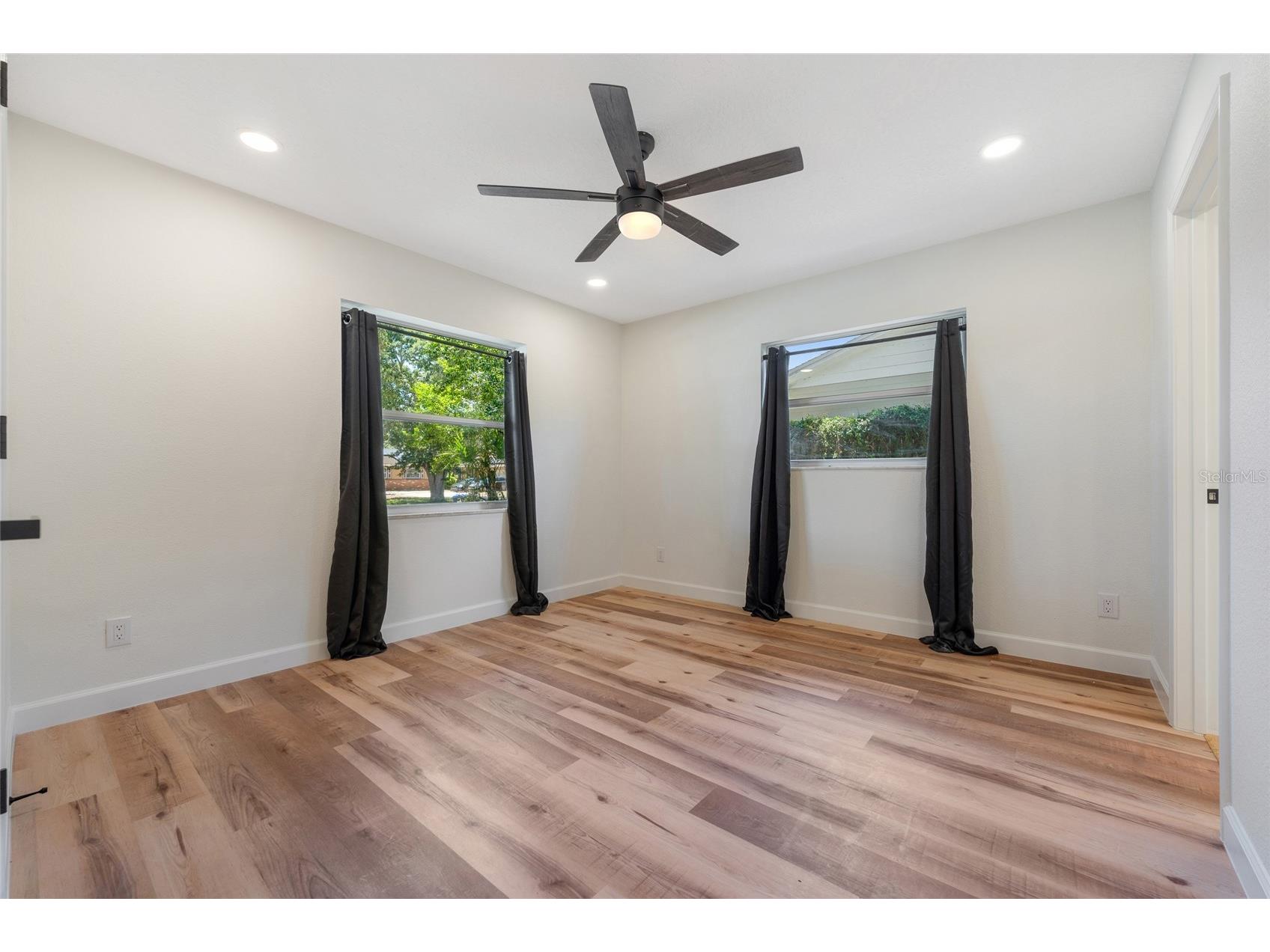 5609 Valley Oak Road Orlando FL 32808 O6406214 image15