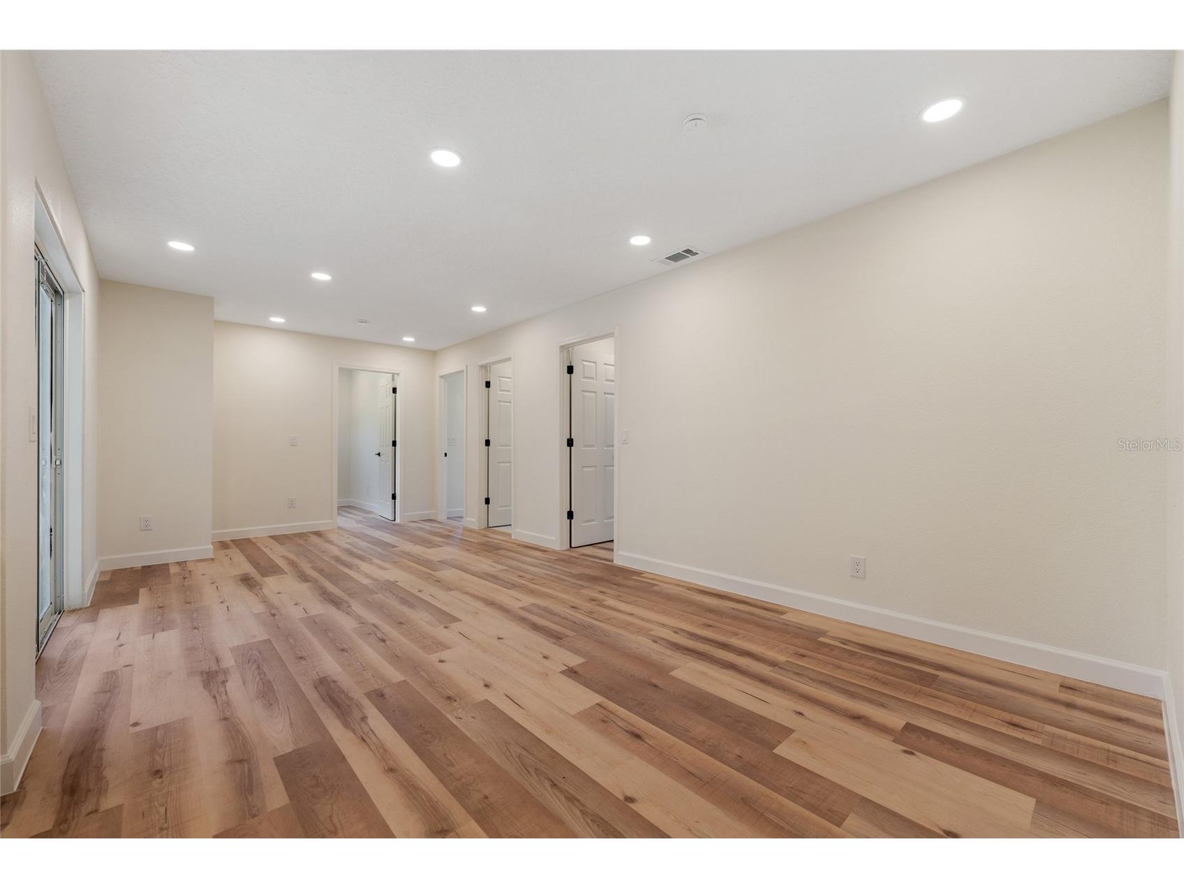 5609 Valley Oak Road Orlando FL 32808 O6406214 image6