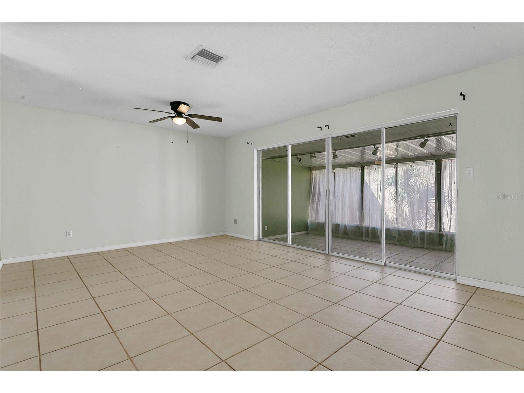 561 E Orange Street Altamonte Springs FL 32701 G5107755 image10