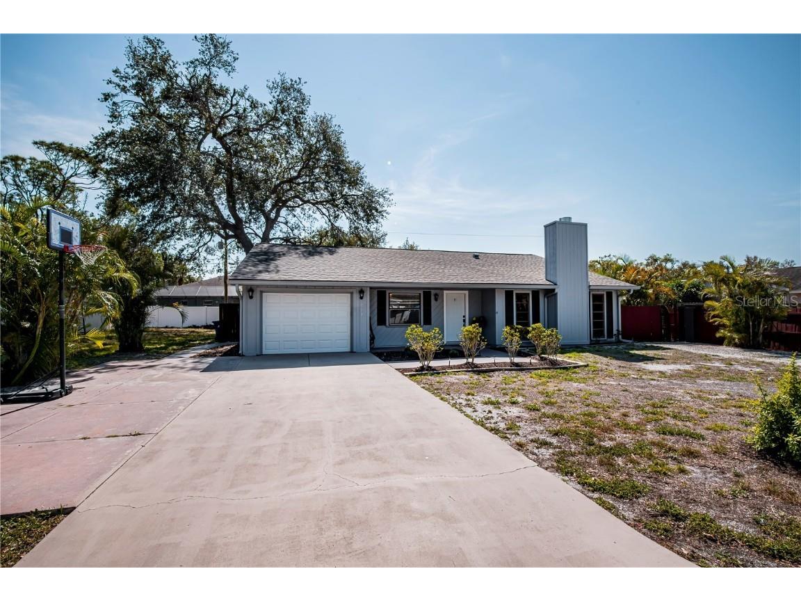 561 Falkland Road Venice FL 34293 N6125368 image1