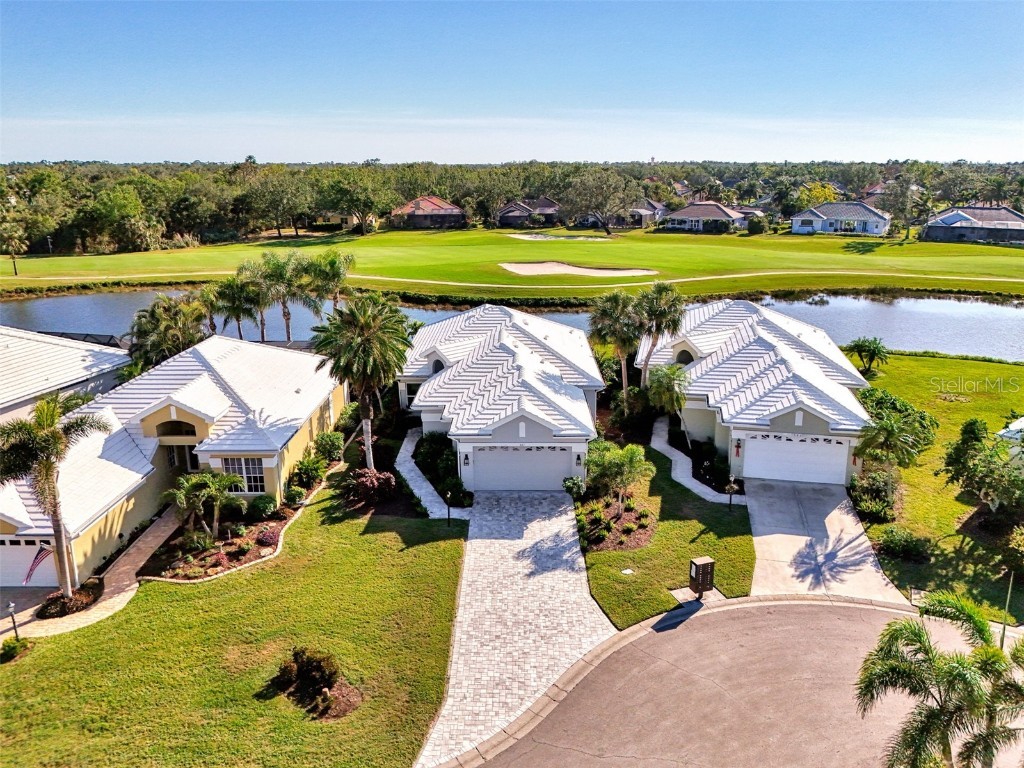 561 Fallbrook Drive Venice FL 34292 - No name A4675638 image2