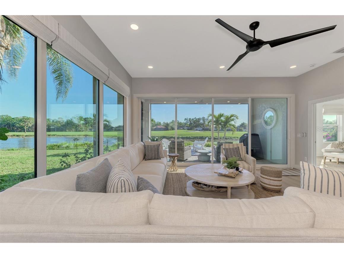 561 Fallbrook Drive Venice FL 34292 - No name A4675638 image24