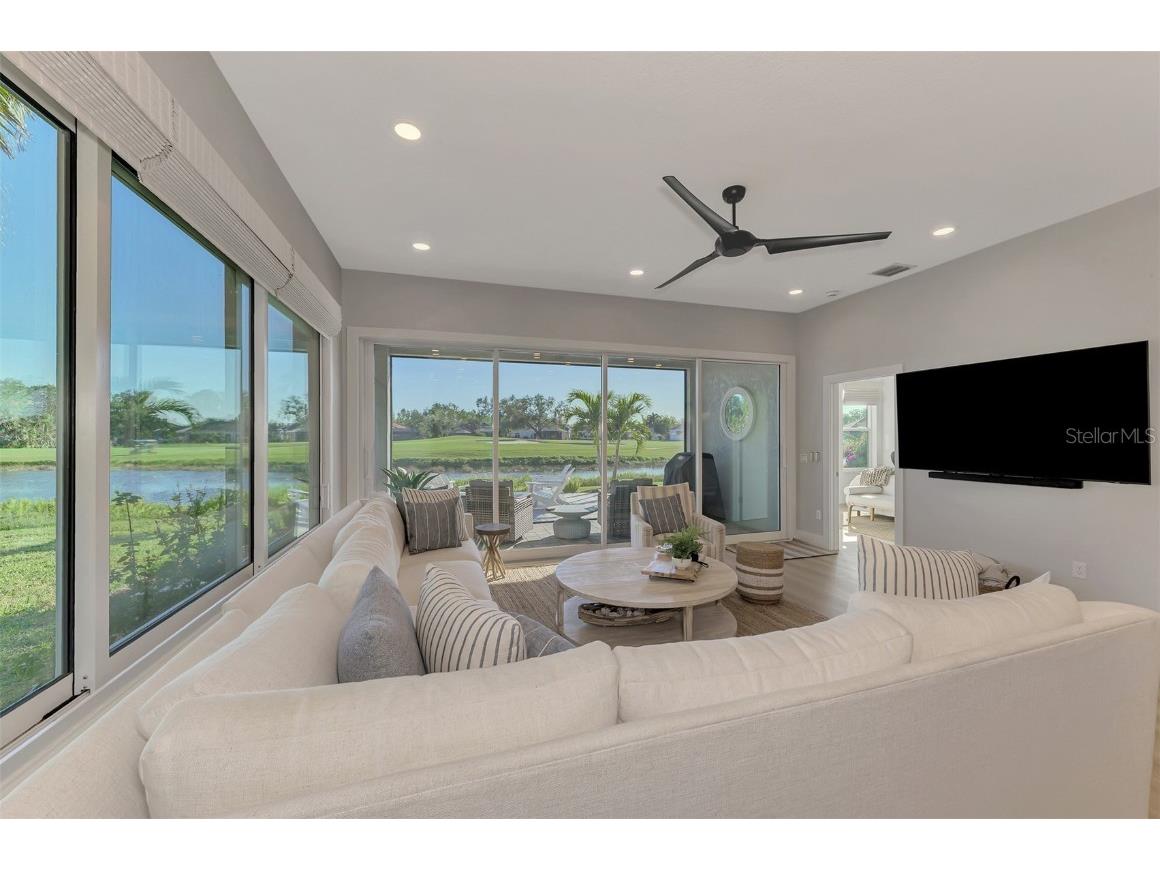 561 Fallbrook Drive Venice FL 34292 - No name A4675638 image25
