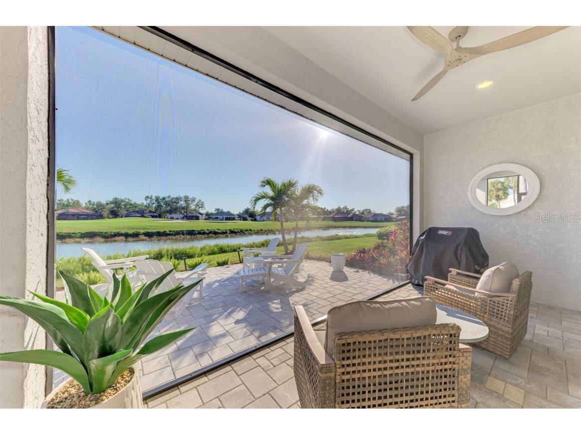 561 Fallbrook Drive Venice FL 34292 - No name A4675638 image42