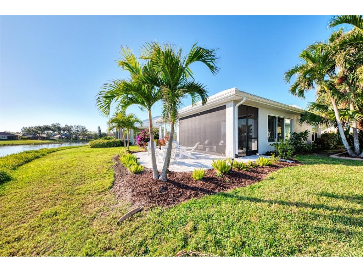 561 Fallbrook Drive Venice FL 34292 - No name A4675638 image44