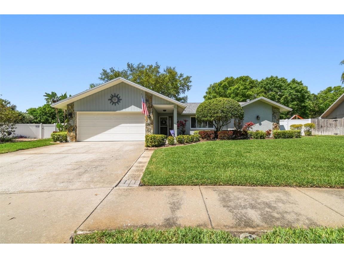 561 Hadley Drive Palm Harbor FL 34683 U8240463 image1