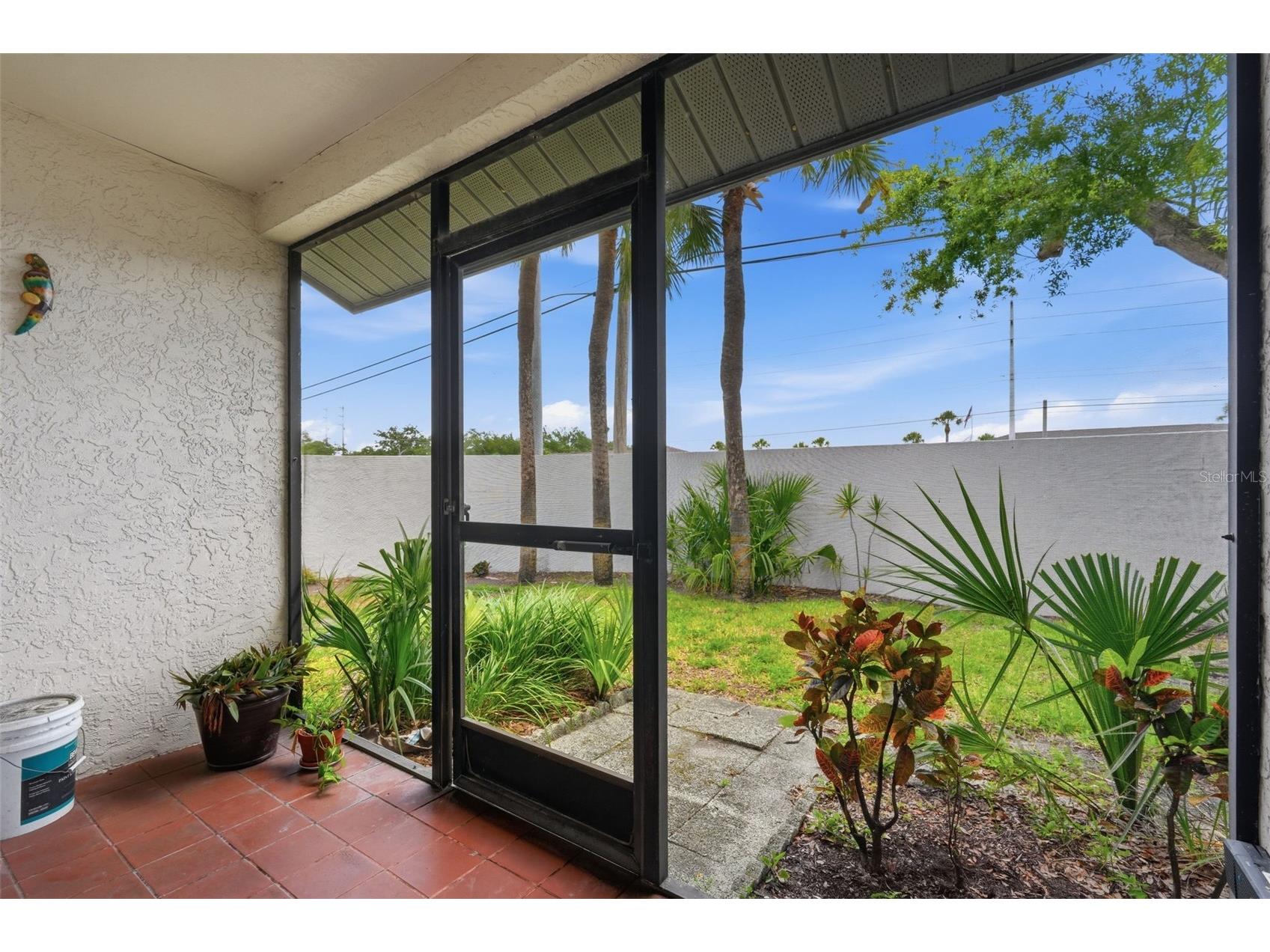 561 Laguna Vista Court Largo FL 33771 TB8512559 image25