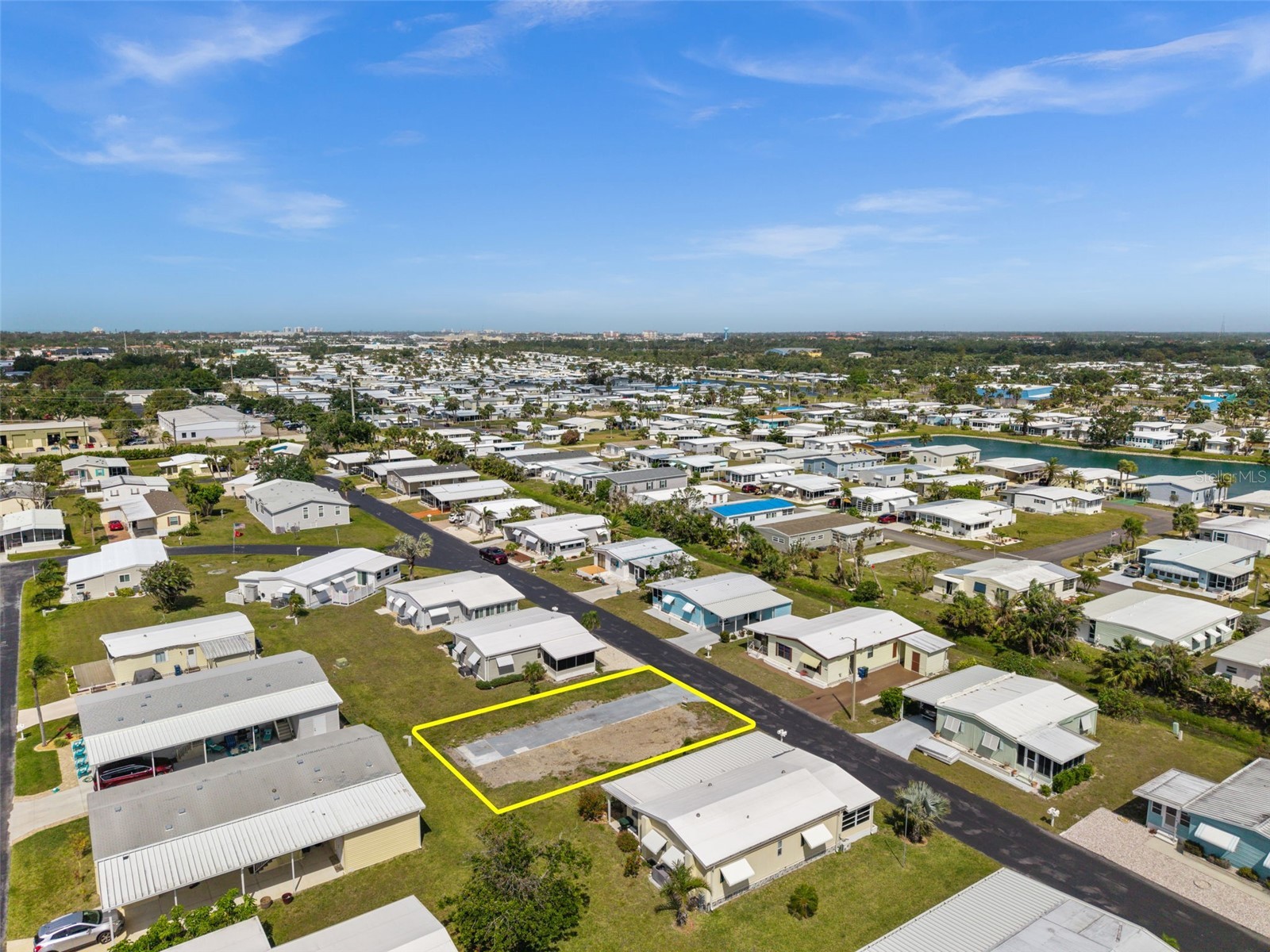 561 Longwood Drive Venice FL 34285 TB8371627 image1