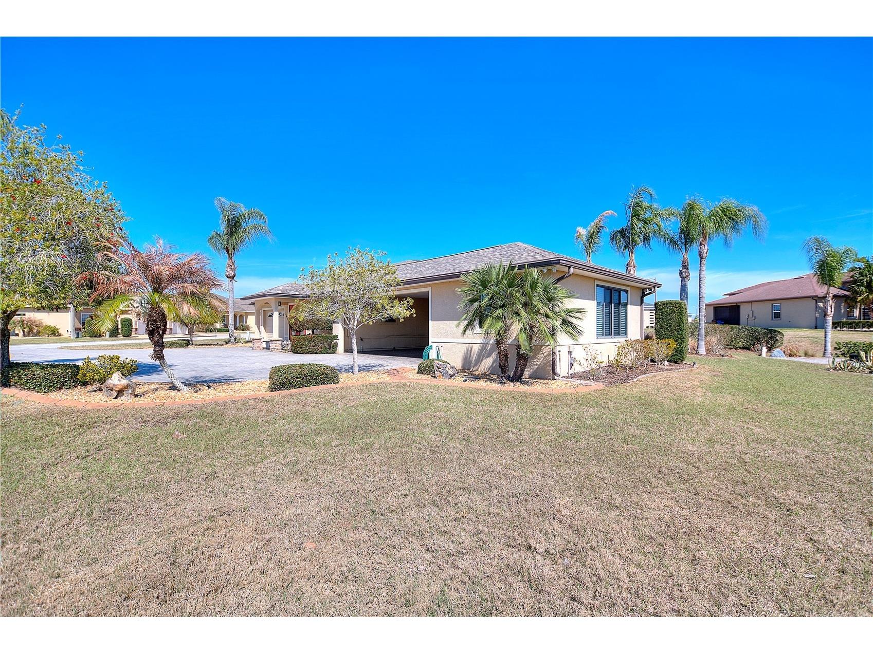 561 Meandering Way Polk City FL 33868 L4959843 image5