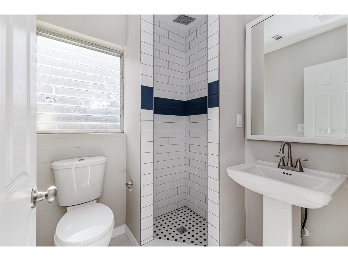 561 N Dollins Avenue Orlando FL 32805 O6364653 image10