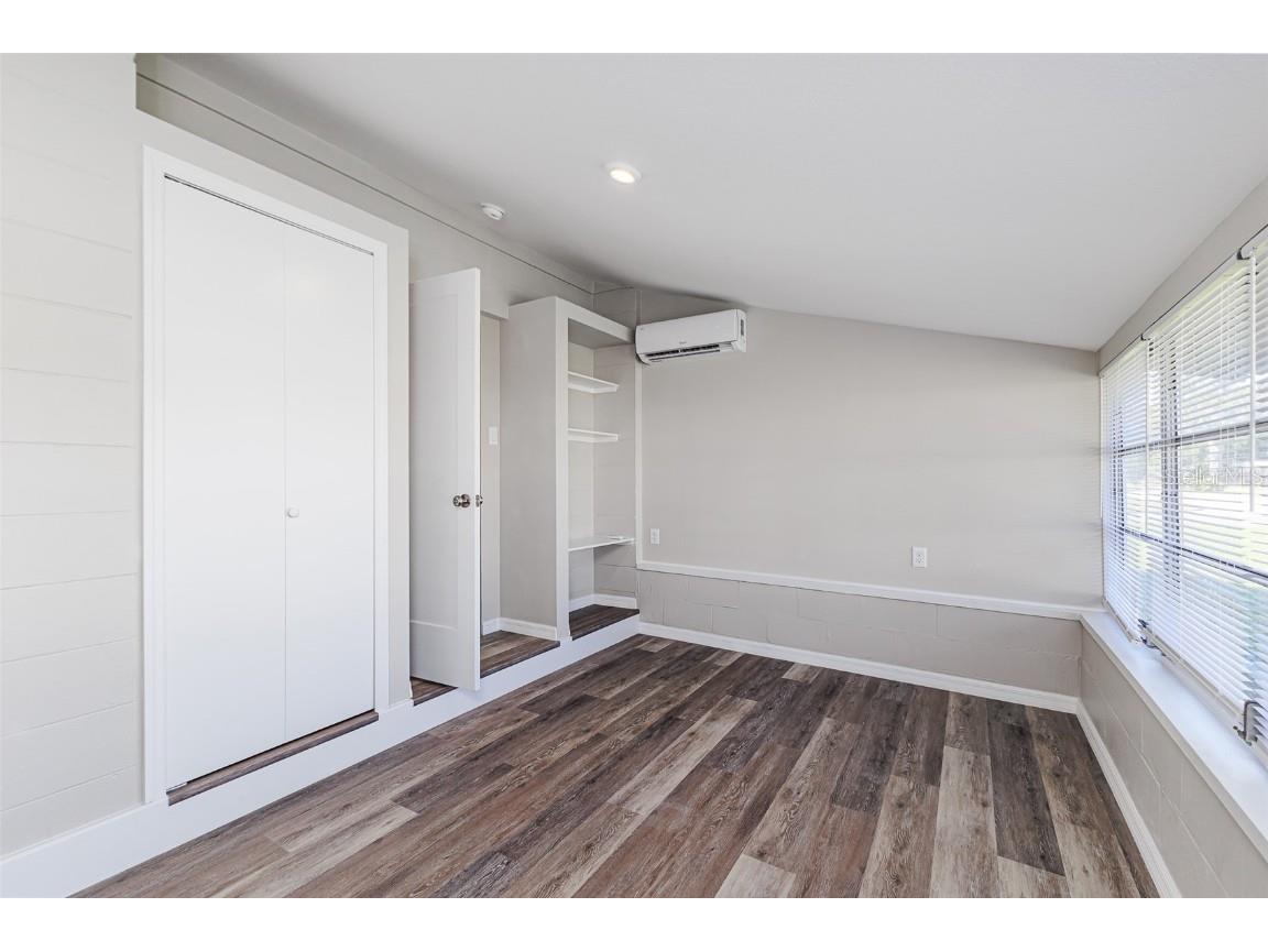 561 N Dollins Avenue Orlando FL 32805 O6364653 image5