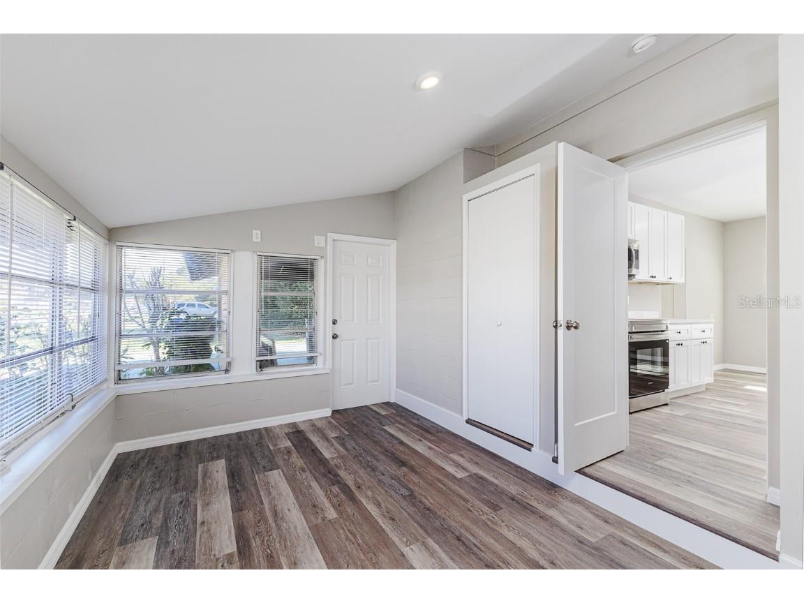 561 N Dollins Avenue Orlando FL 32805 O6364653 image6