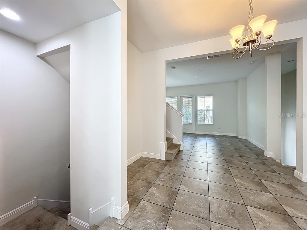 561 Scotia Place Orlando FL 32806 O6340212 image28