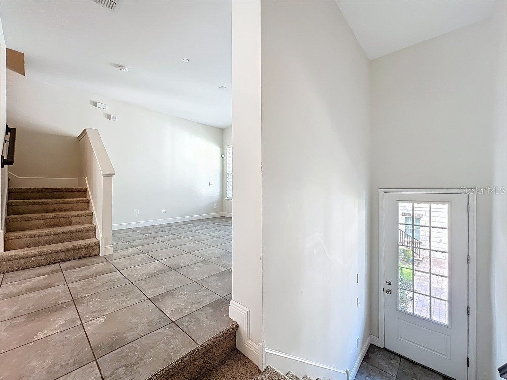 561 Scotia Place Orlando FL 32806 O6340212 image5