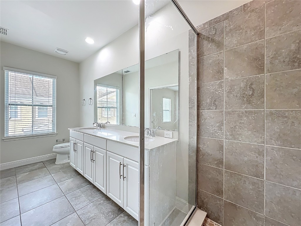 561 Scotia Place Orlando FL 32806 O6340212 image57