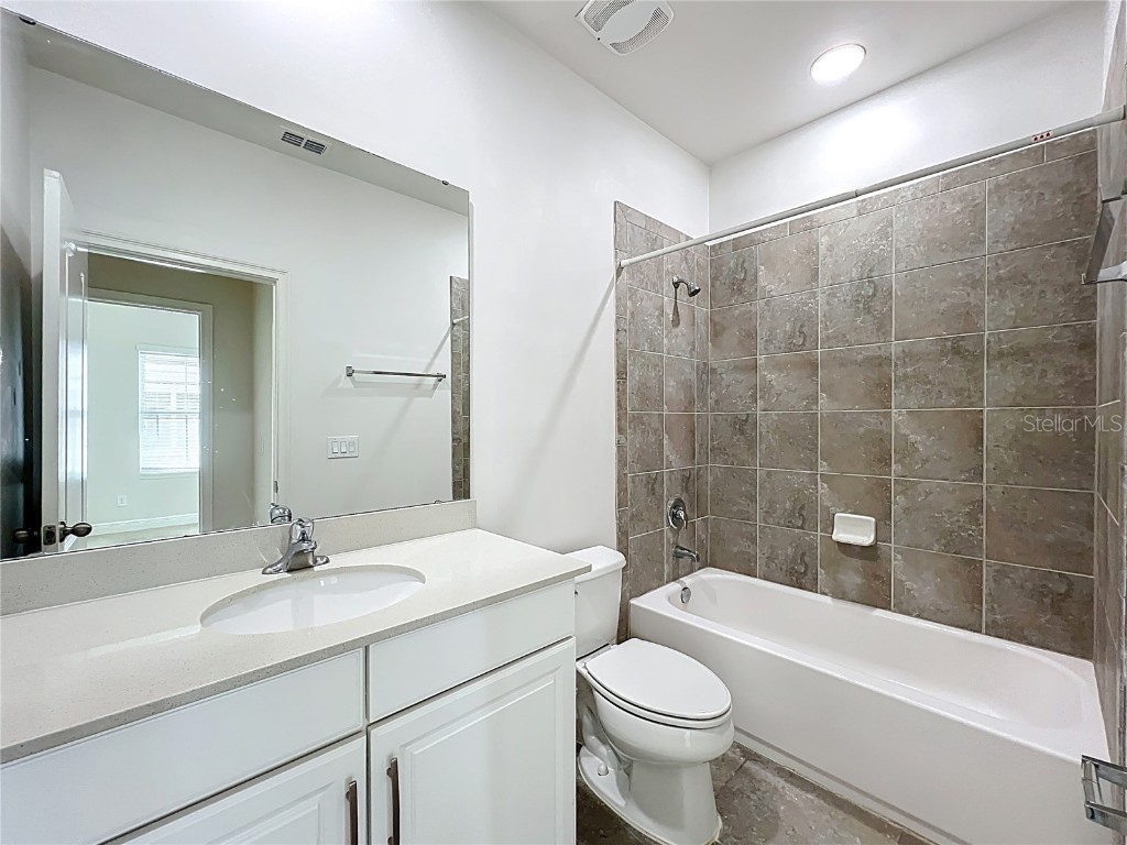 561 Scotia Place Orlando FL 32806 O6340212 image63