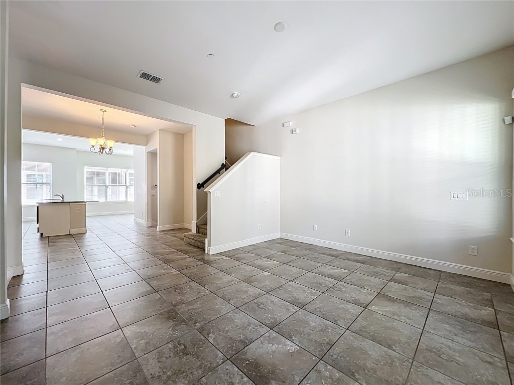 561 Scotia Place Orlando FL 32806 O6340212 image9