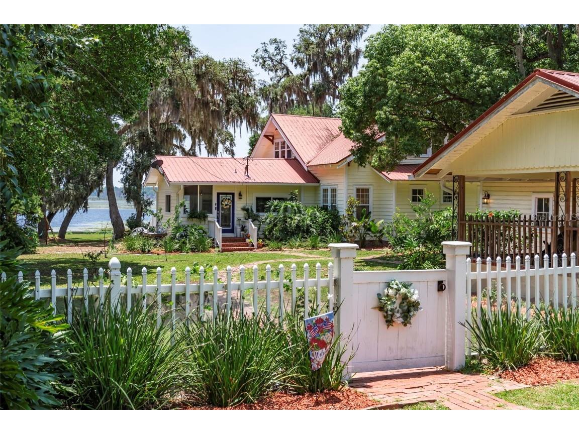 561 SE Lakeview Drive Keystone Heights FL 32656 - Lake Geneva GC530998 image2