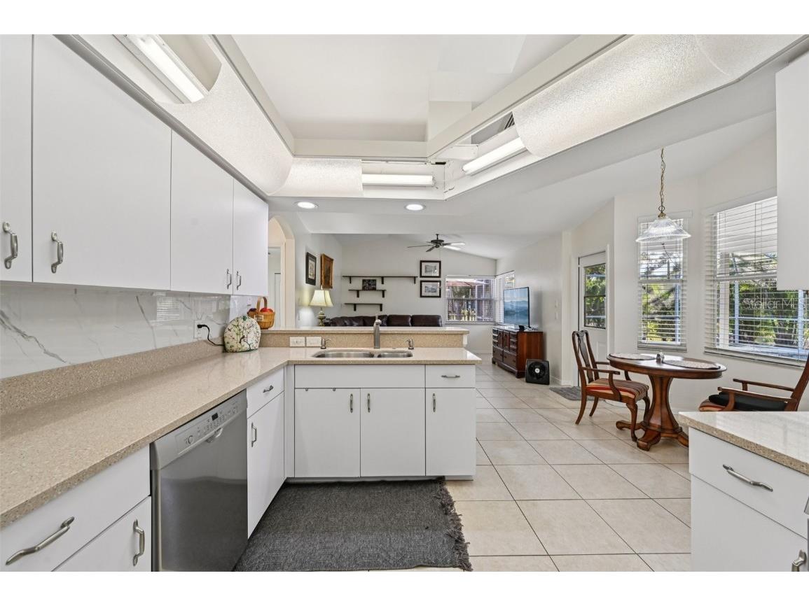 561 Viridian Street Englewood FL 34223 A4671561 image12