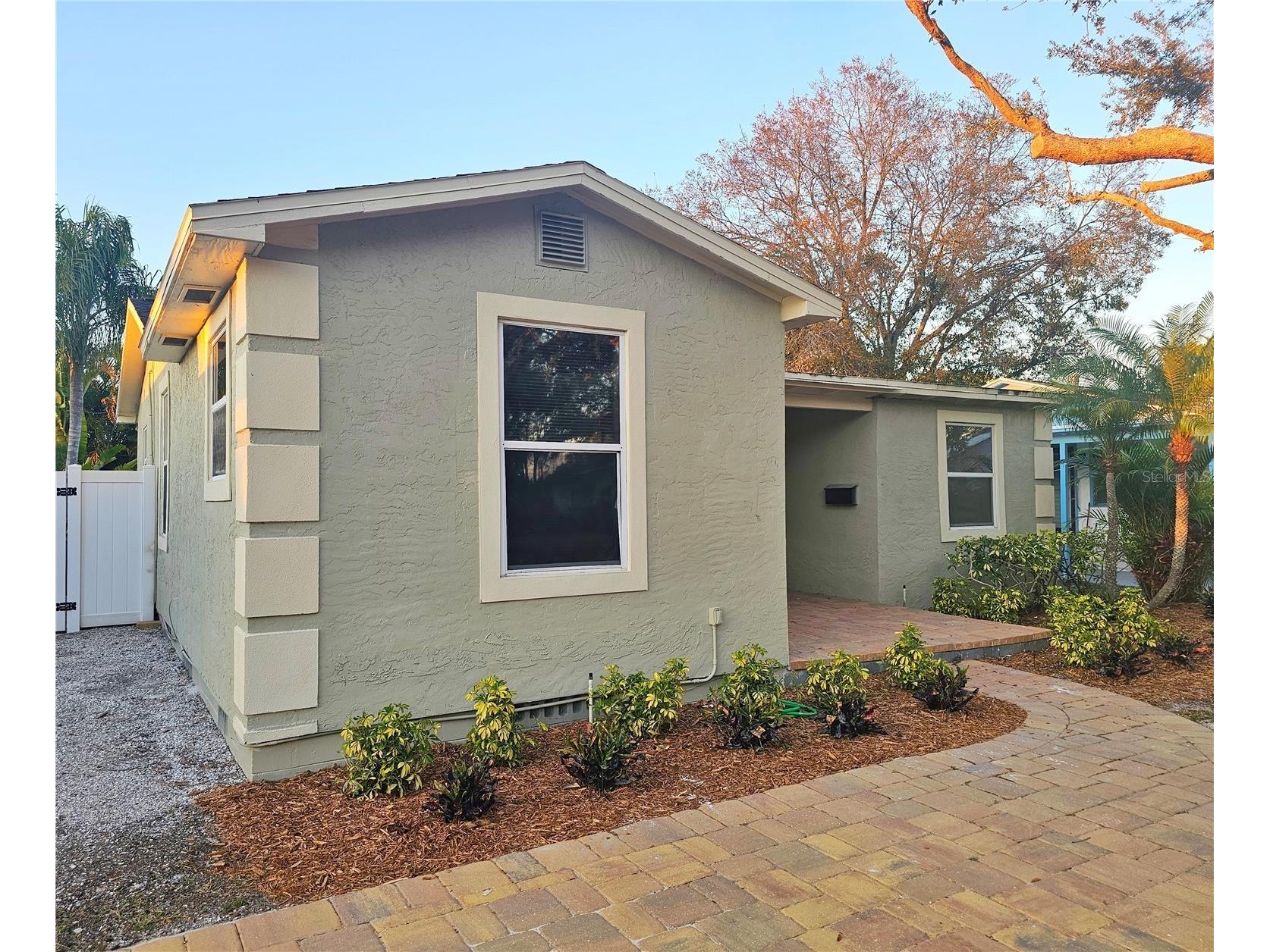 5610 Kelly Drive N Saint Petersburg FL 33703 TB8479162 image3