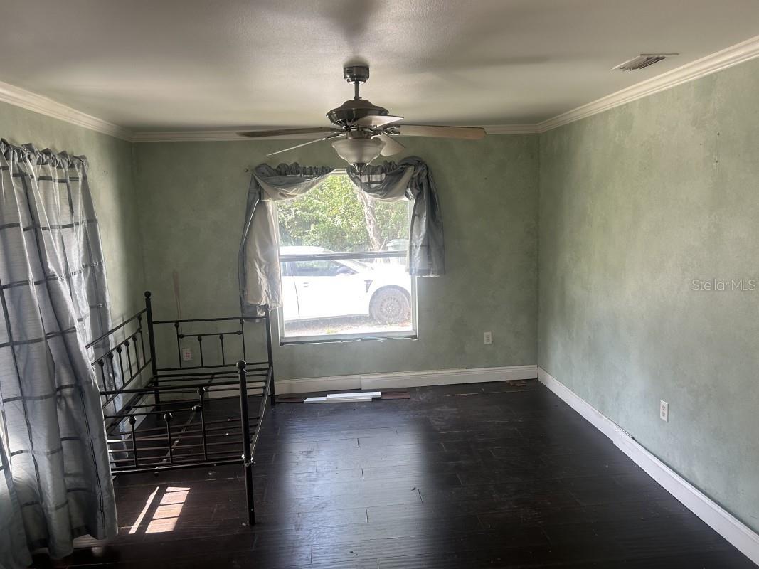 5610 Middle Avenue Sarasota FL 34243 A4694925 image12
