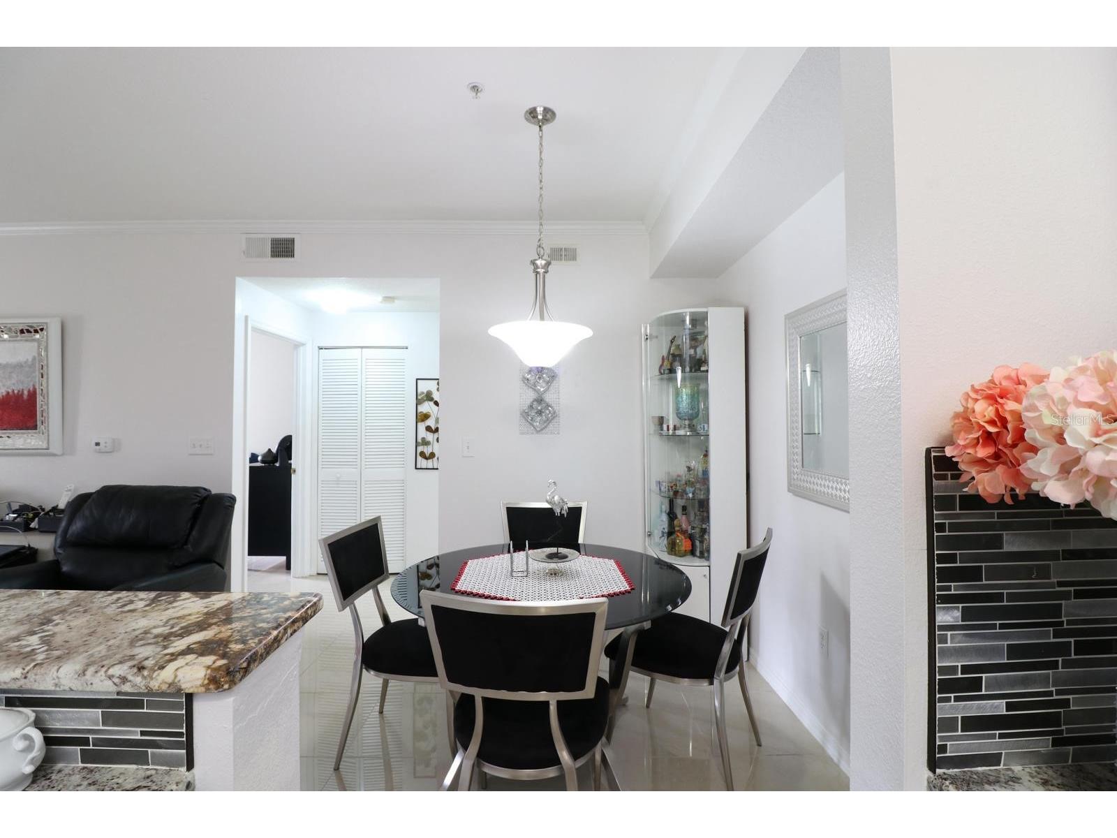 5610 Pinnacle Heights Circle #107 Tampa FL 33624 TB8497750 image3