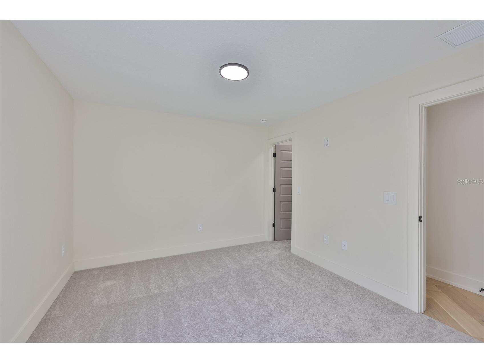 5610 S Sheridan Road Tampa FL 33611 TB8462973 image56