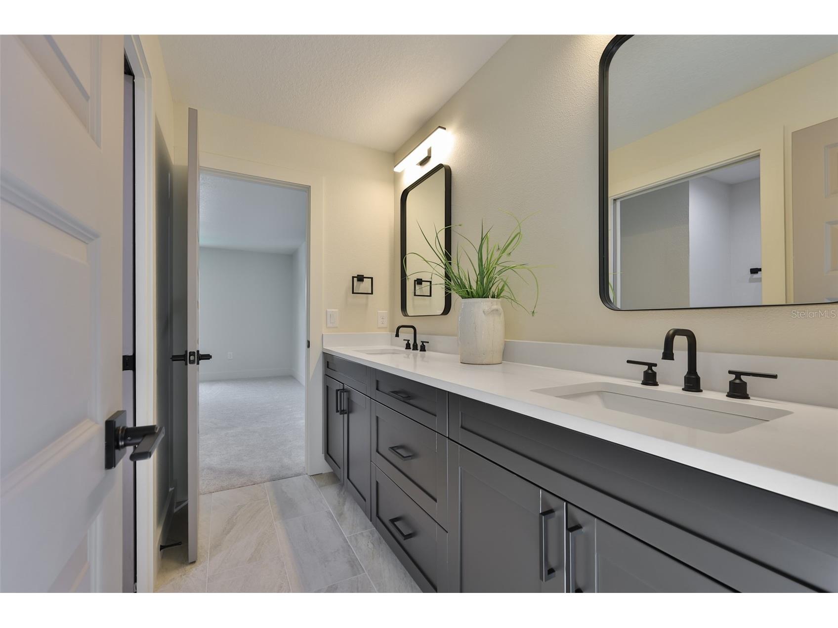 5610 S Sheridan Road Tampa FL 33611 TB8462973 image58