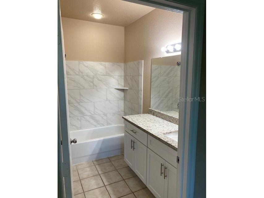 5611 Bidwell Parkway #103 Sarasota FL 34233 A4684693 image13