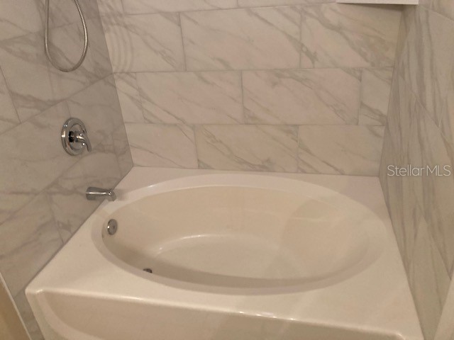 5611 Bidwell Parkway #103 Sarasota FL 34233 A4684693 image15