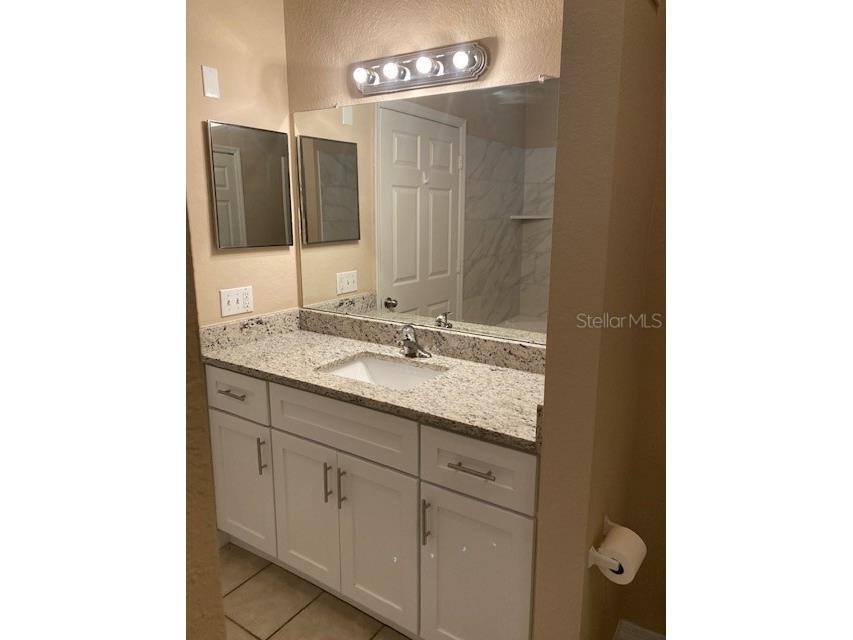 5611 Bidwell Parkway #103 Sarasota FL 34233 A4684693 image21