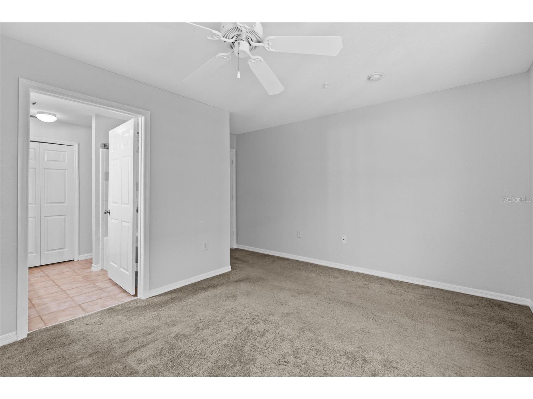 5611 Bidwell Parkway #204 Sarasota FL 34233 A4698652 image17