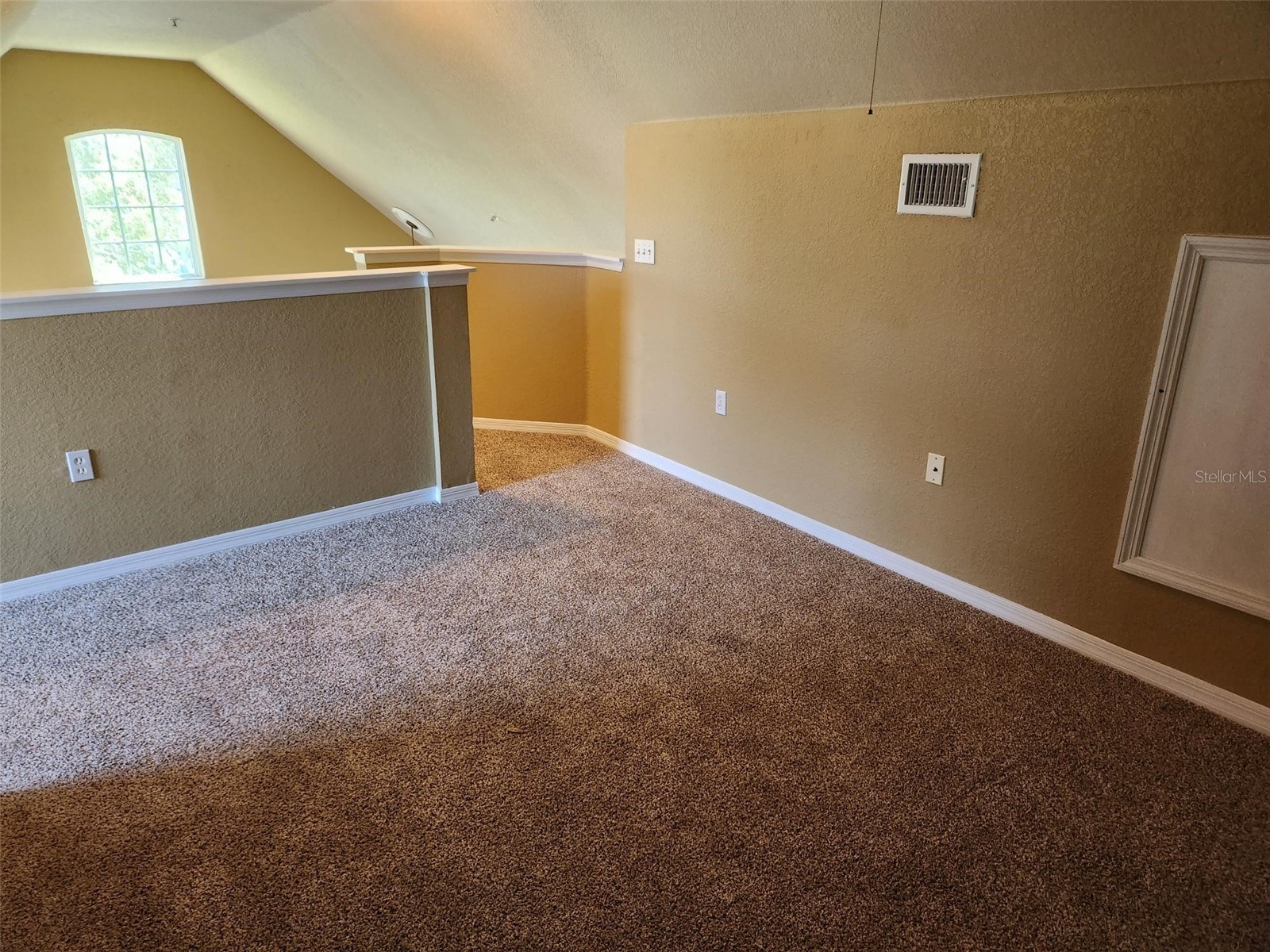 5611 Bidwell Parkway # 205 Sarasota FL 34233 A4690327 image9