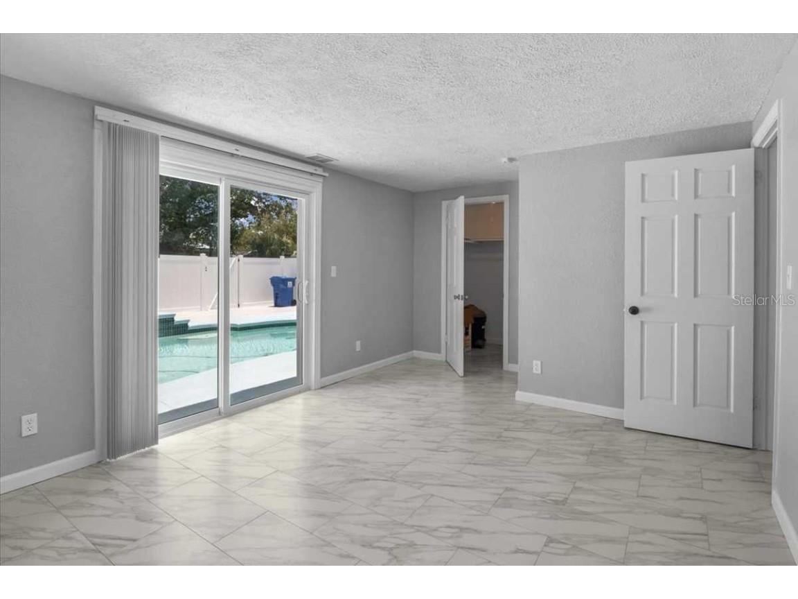 5611 Burlington Avenue N Saint Petersburg FL 33710 TB8395293 image33