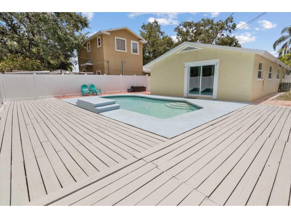 5611 Burlington Avenue N Saint Petersburg FL 33710 TB8395293 image43