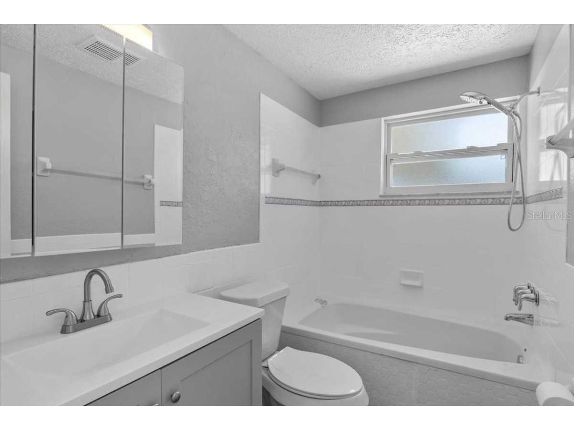 5611 Burlington Avenue N Saint Petersburg FL 33710 TB8450951 image17