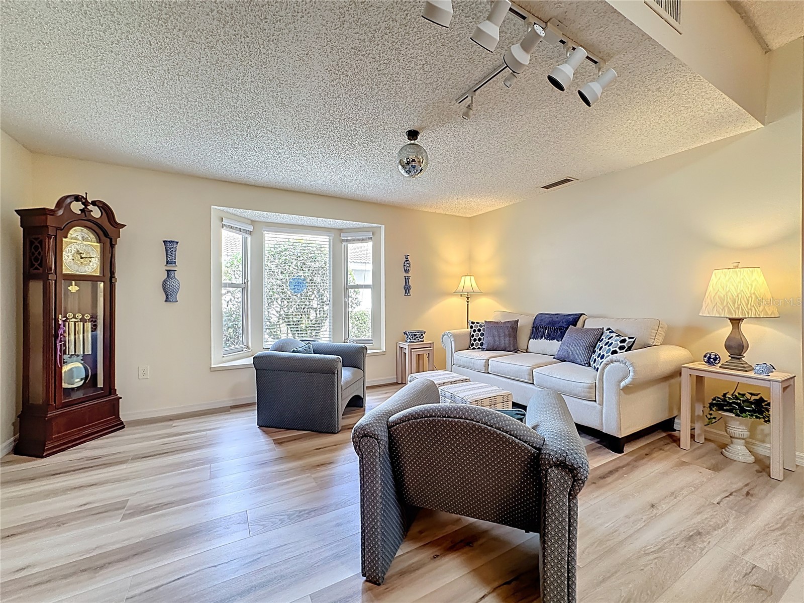 5611 Garden Lakes Drive Bradenton FL 34203 A4683531 image5