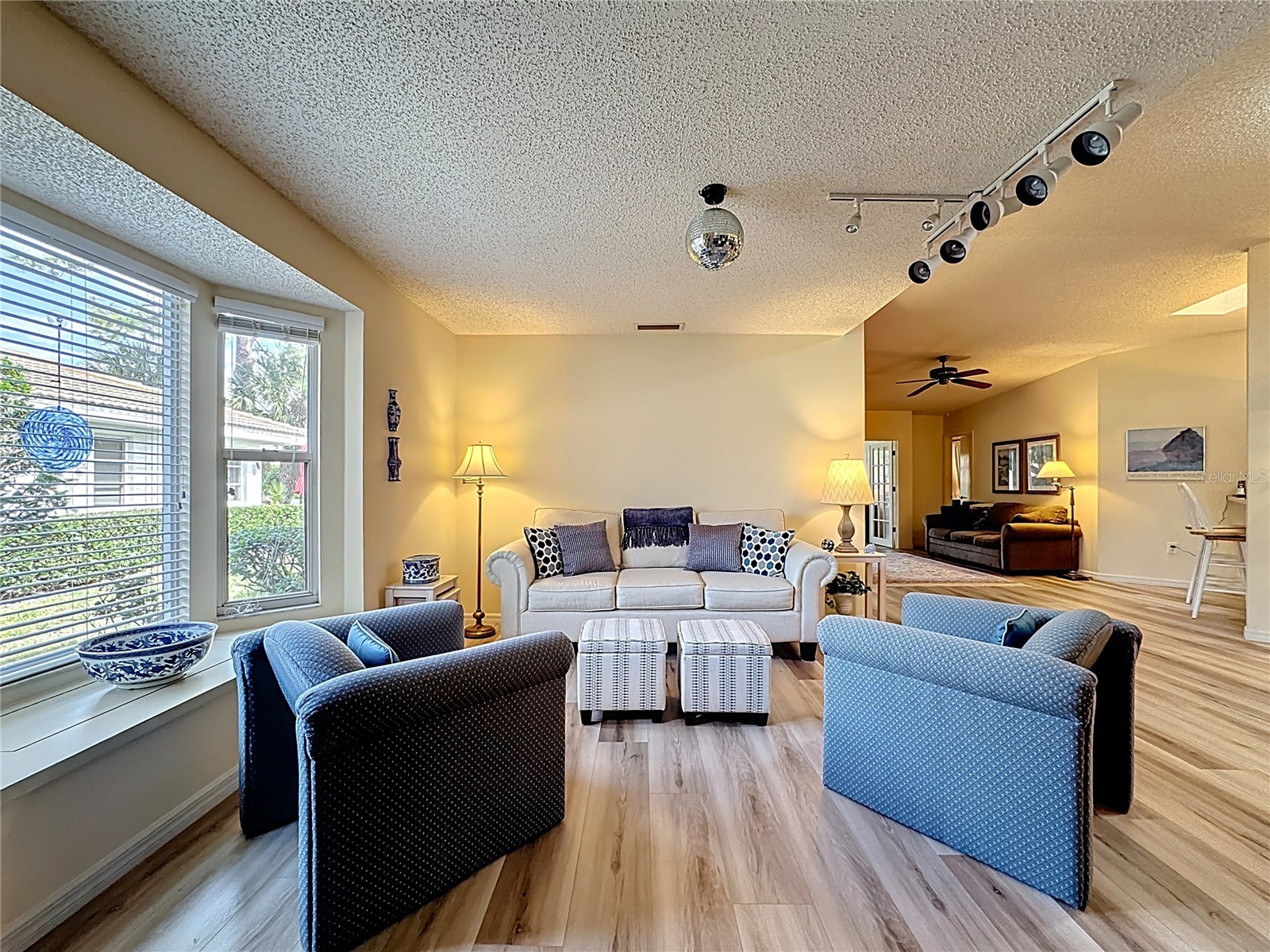 5611 Garden Lakes Drive Bradenton FL 34203 A4683531 image6