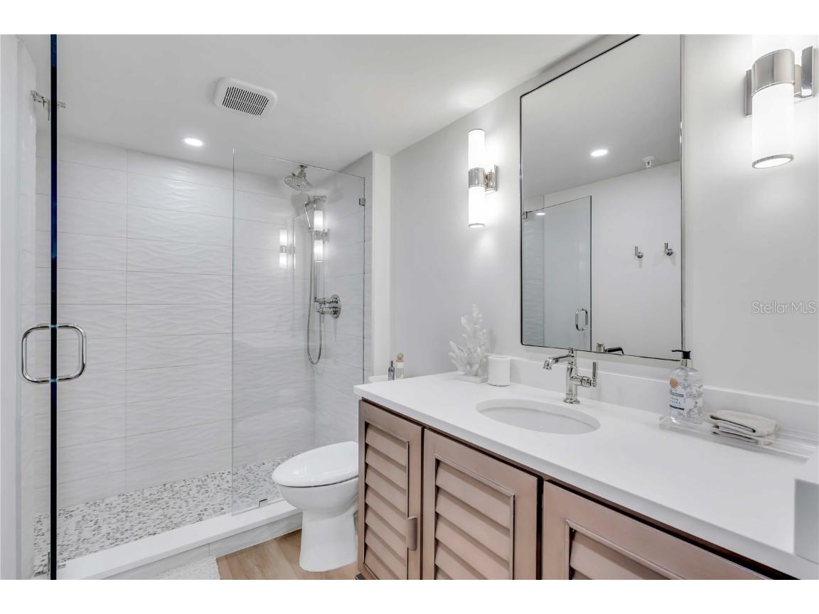 5611 Gulf Of Mexico Drive #1 Longboat Key FL 34228 A4609144 image9