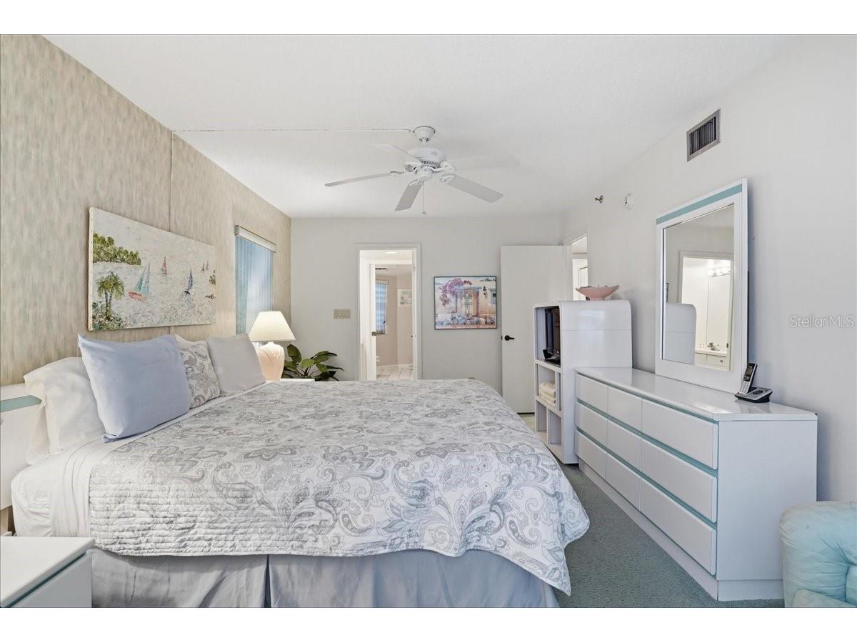 5611 Gulf Of Mexico Drive #3 Longboat Key FL 34228 A4689637 image30