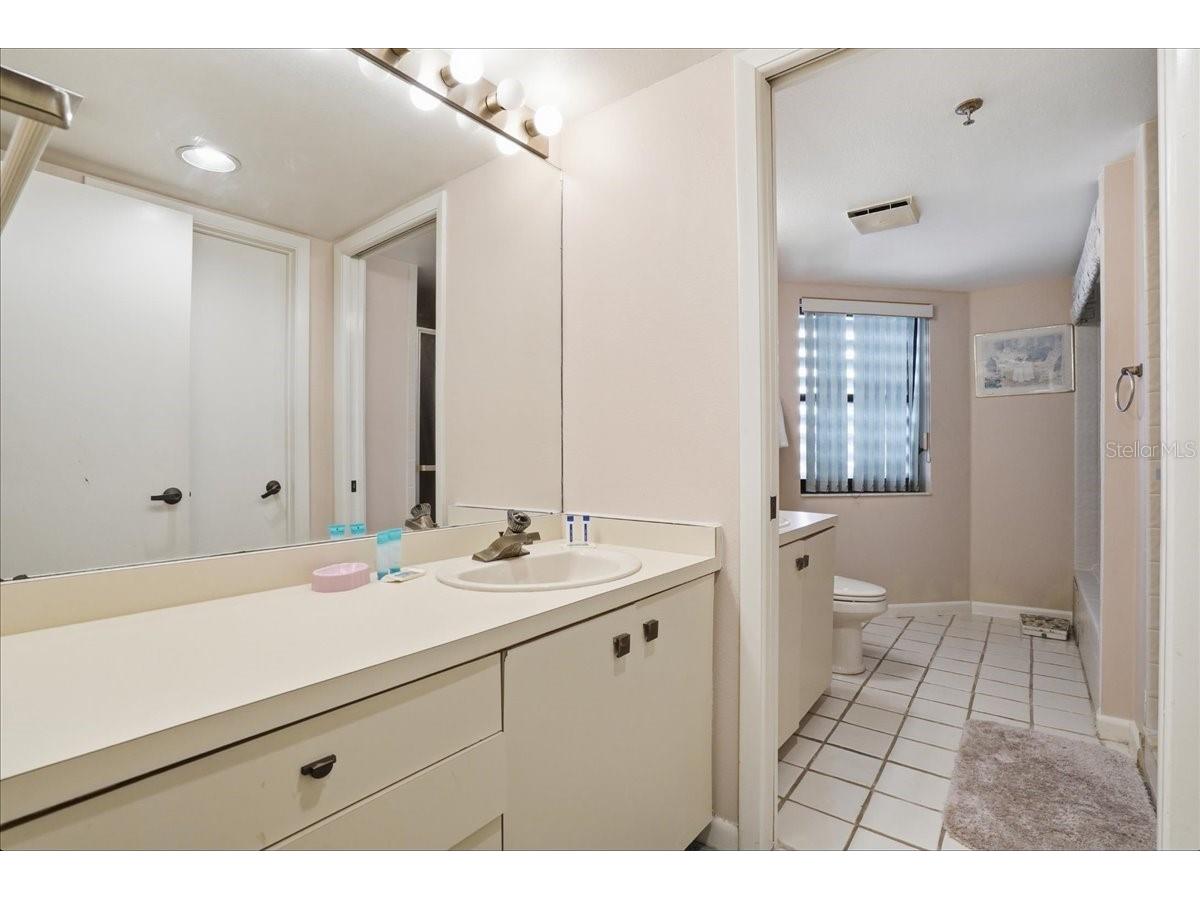 5611 Gulf Of Mexico Drive #3 Longboat Key FL 34228 A4689637 image32