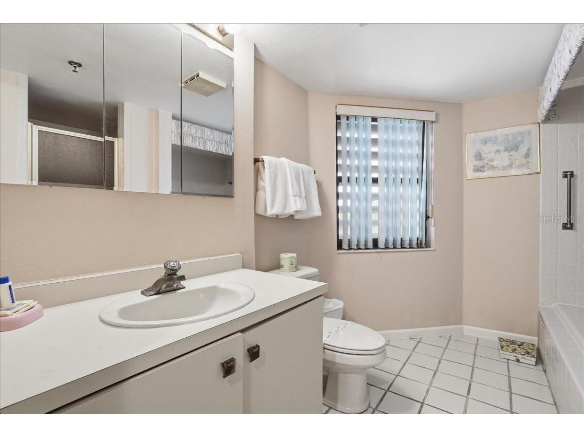 5611 Gulf Of Mexico Drive #3 Longboat Key FL 34228 A4689637 image33