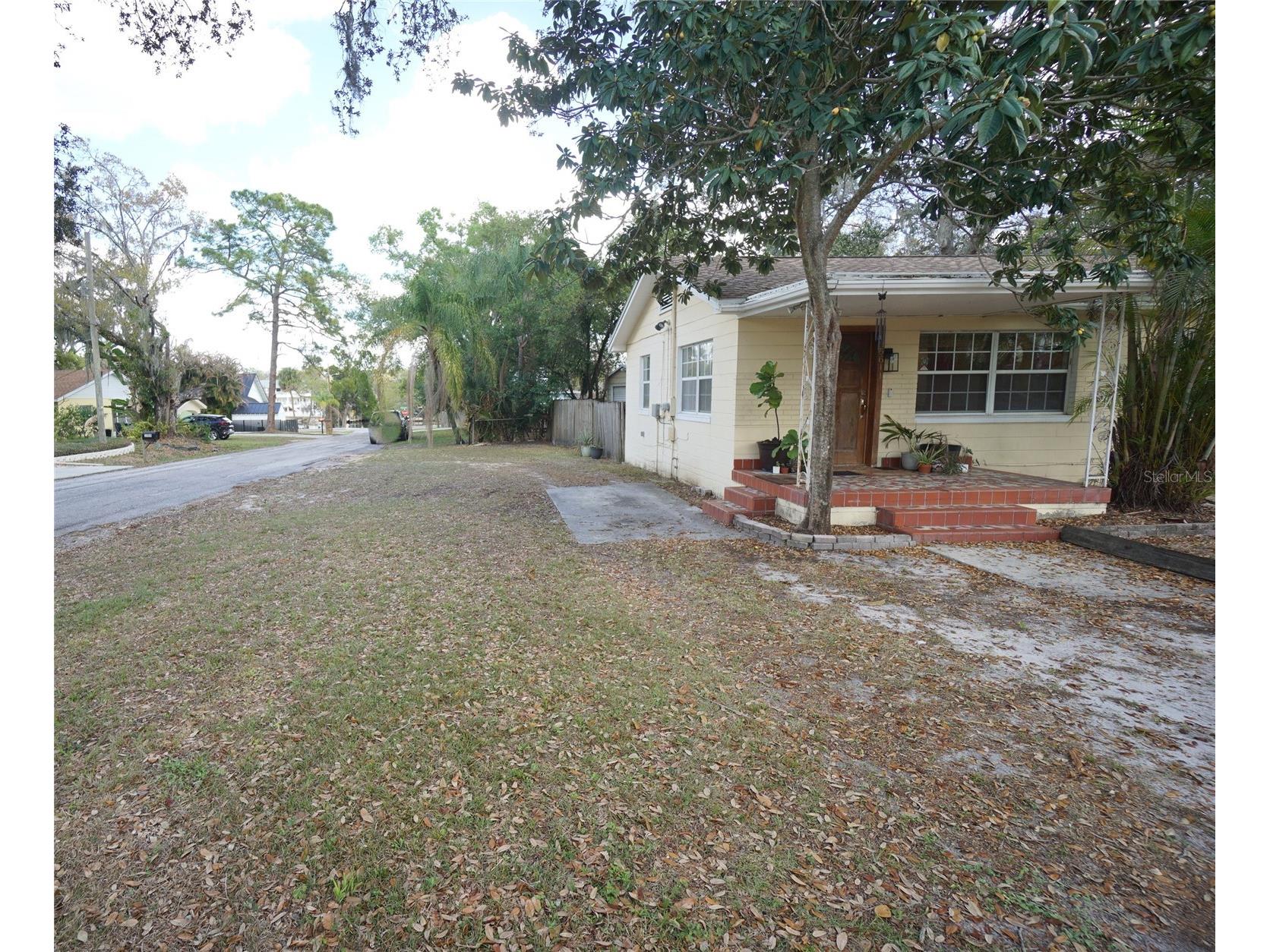 5611 N Mckay Avenue Tampa FL 33603 TB8490928 image10