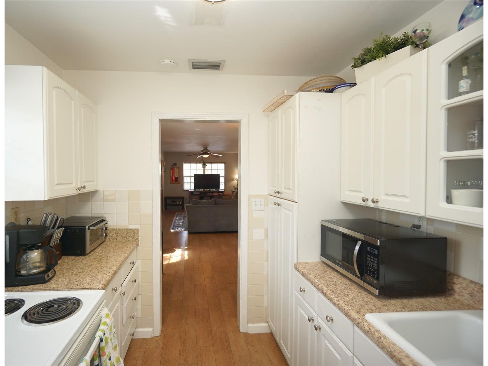 5611 N Mckay Avenue Tampa FL 33603 TB8490928 image8