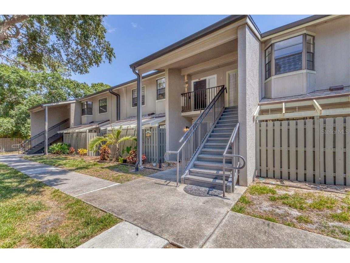 5611 Summer Side Lane #46B Sarasota FL 34231 A4628828 image1