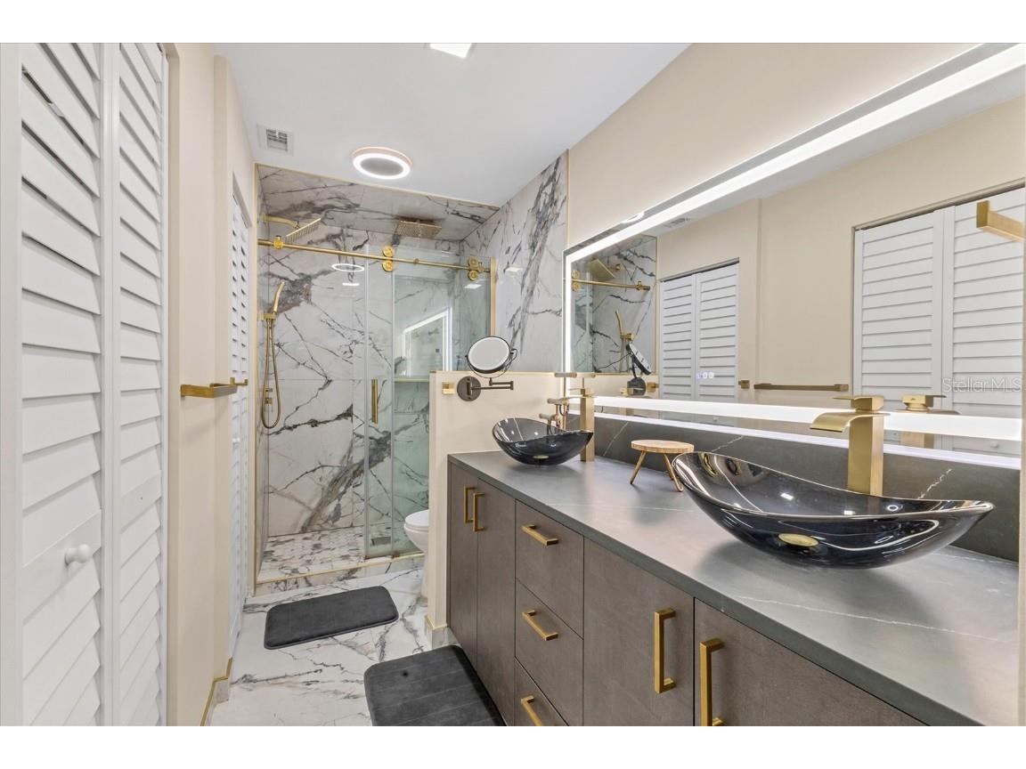 5611 Summer Side Lane #46B Sarasota FL 34231 A4628828 image19