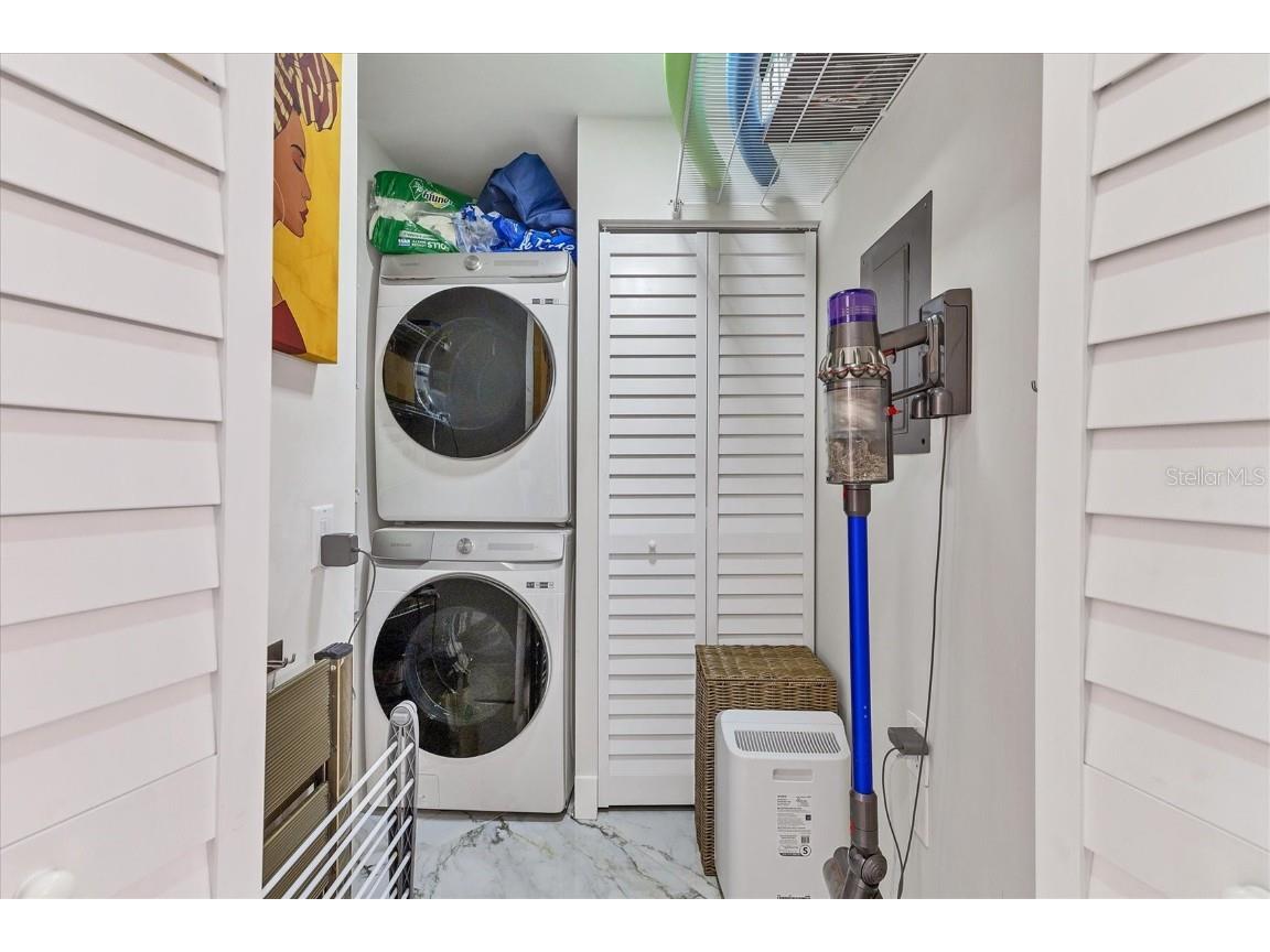 5611 Summer Side Lane #46B Sarasota FL 34231 A4628828 image24