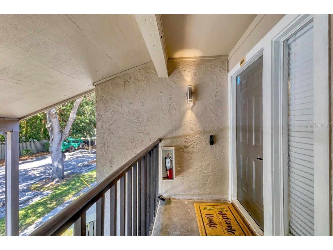 5611 Summer Side Lane #46B Sarasota FL 34231 A4628828 image3